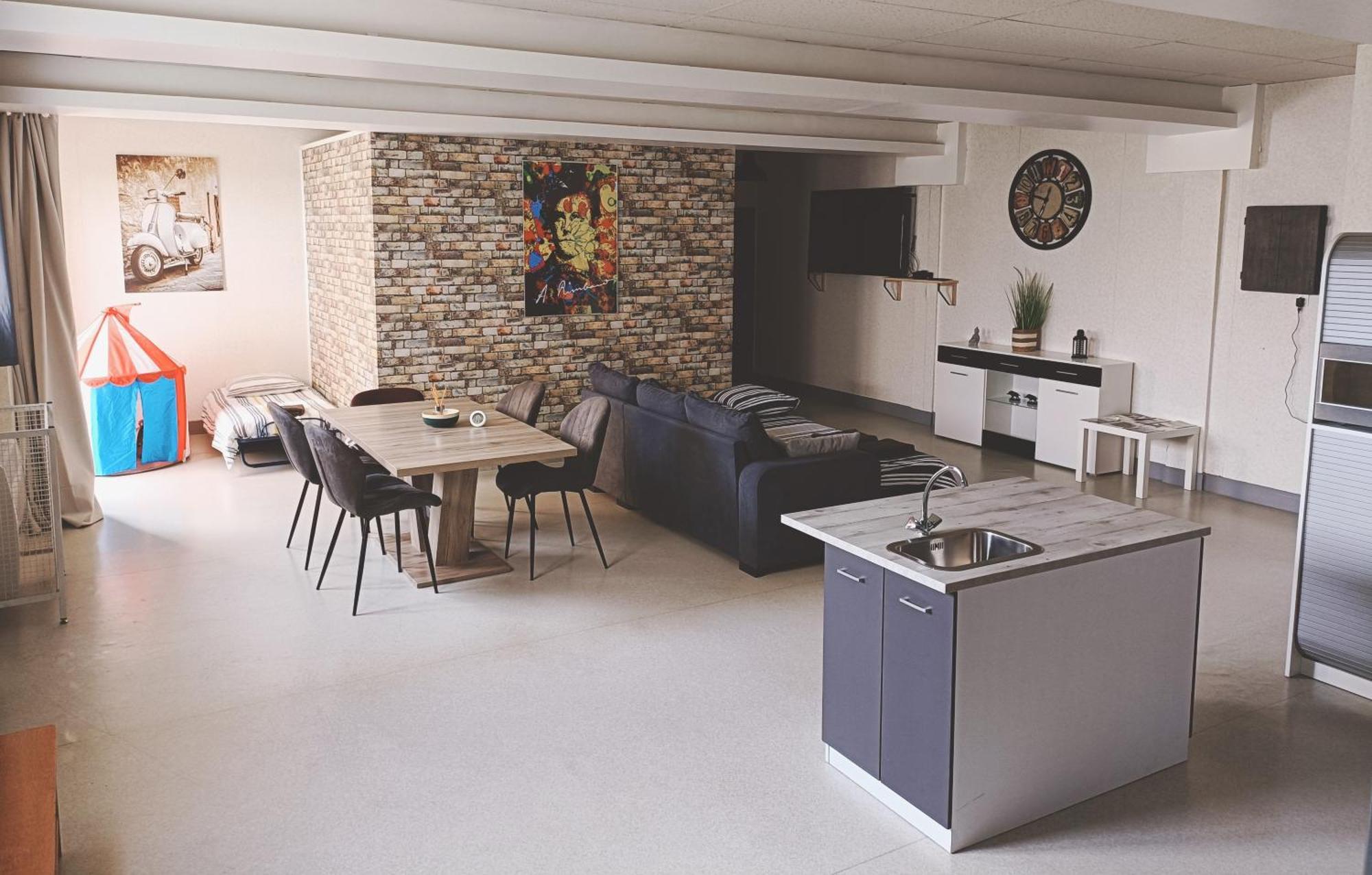 Loft Chez Valy Et Herve Charleville-Mezieres Exterior foto
